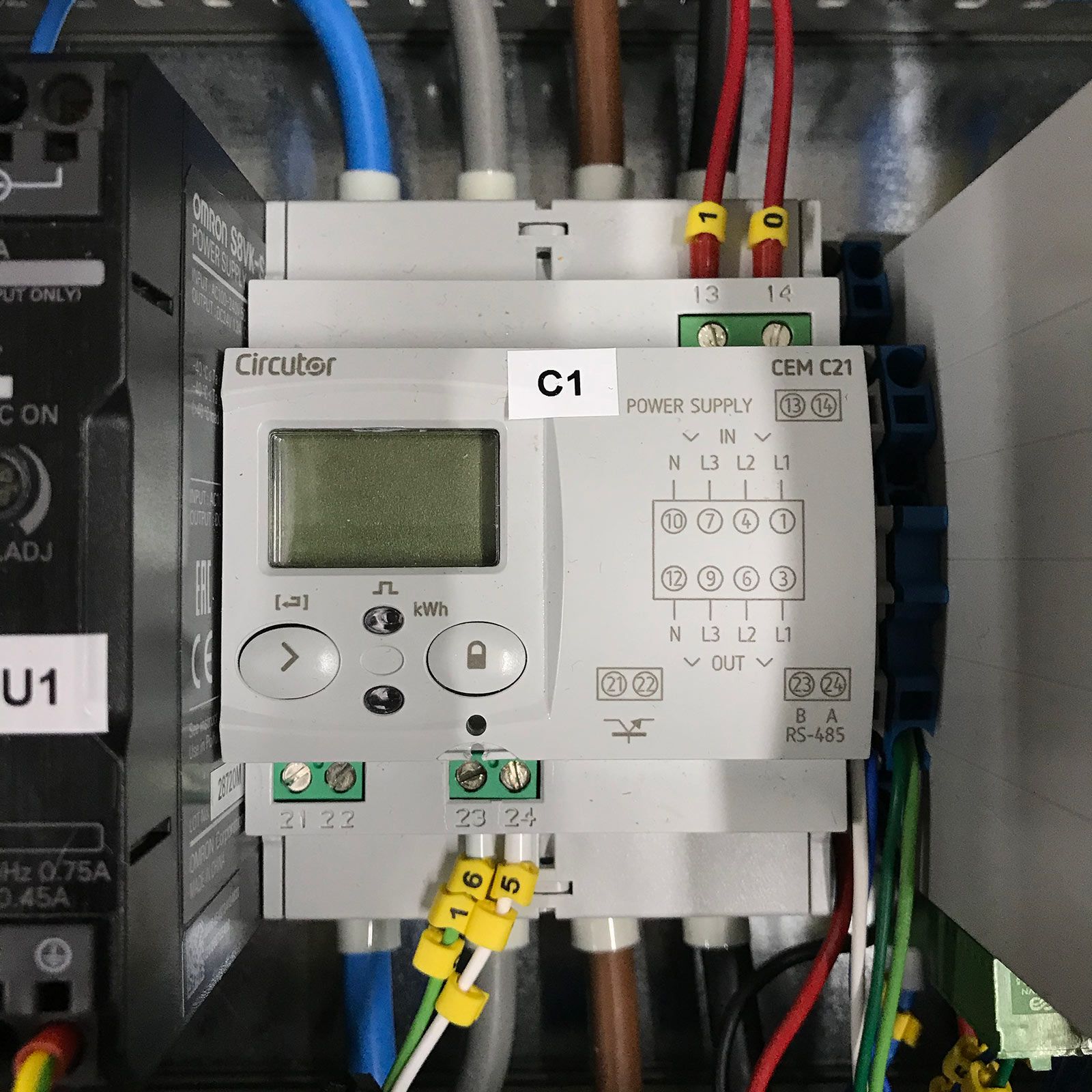 Circutor CEM-C21 network analyzer with three-phase inputs and an RS-485 port