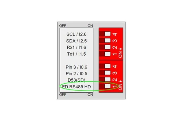Interruptores del M-Duino con el interruptor FD RS485 HD que selecciona full o half duplex