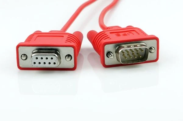 Conectores DB9 hembra y macho de dos cables serie RS-232