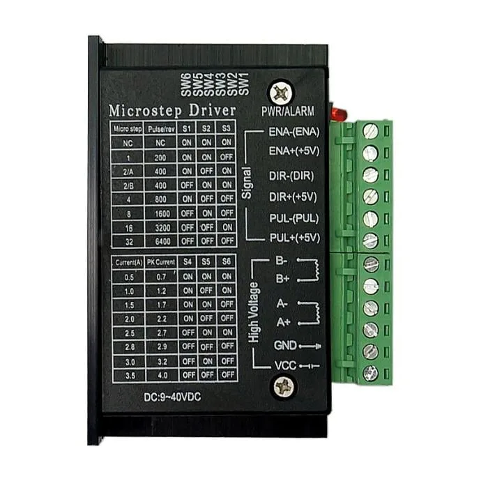 Driver de micropasos TB6600 con las tablas de interruptores DIP de micropasos y corriente en la carcasa
